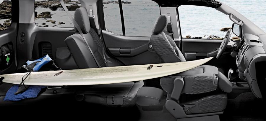  Nissan Xterra 2013 года  (фото 7 из 9)